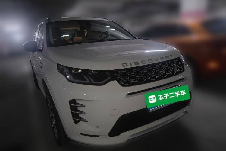 Used Land Rover Discovery Sport 2025 249 PS Performance Tech Edition Front Right 45 Deg