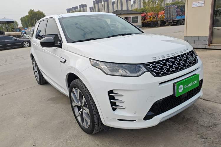 Used Land Rover Discovery Sport 2025 249 PS Performance Tech Edition Front Right 45 Deg