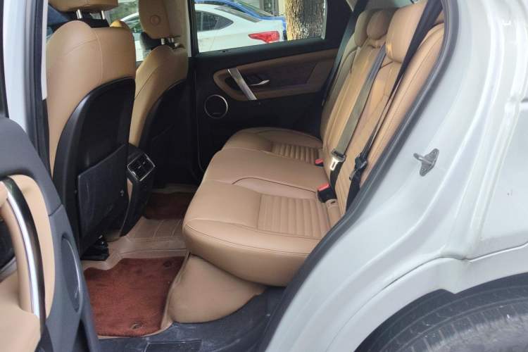 Used Land Rover Discovery Sport 2025 249 PS Performance Tech Edition Left Rear Seat