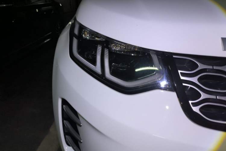 Used Land Rover Discovery Sport 2025 249 PS Performance Tech Edition Right Front Headlight