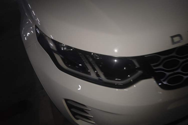 Used Land Rover Discovery Sport 2025 249 PS Performance Tech Edition Right Front Headlight