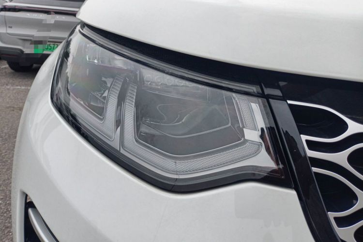 Used Land Rover Discovery Sport 2025 249 PS Performance Tech Edition Right Front Headlight