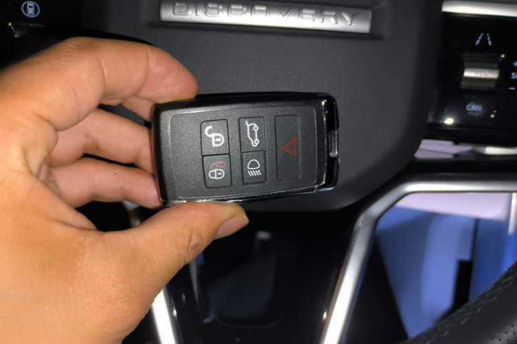 Used Land Rover Discovery Sport 2025 249 PS Performance Tech Edition Vehicle Key
