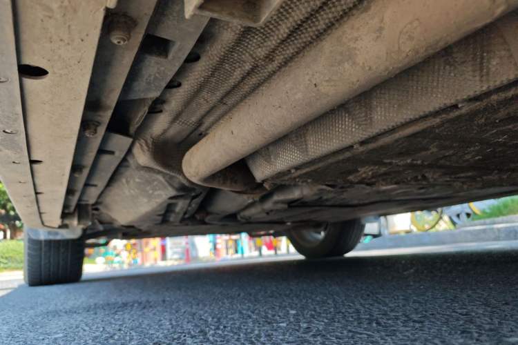 Used Land Rover Discovery Sport New Energy 2021 P300e Performance Tech Edition Chassis Rear Left