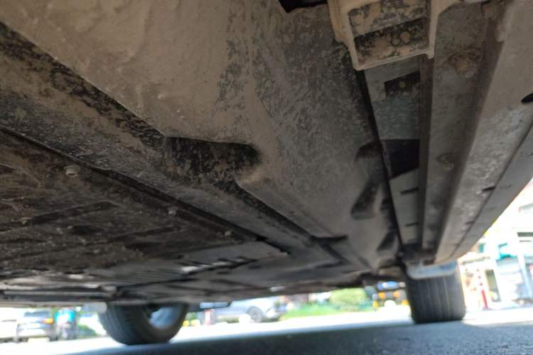 Used Land Rover Discovery Sport New Energy 2021 P300e Performance Tech Edition Chassis Rear Right