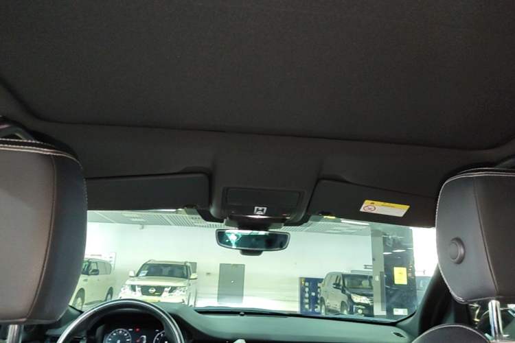 Used Land Rover Discovery Sport New Energy 2021 P300e Performance Tech Edition Headliner
