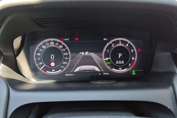 Used Land Rover Discovery Sport New Energy 2021 P300e Performance Tech Edition Instrument Cluster