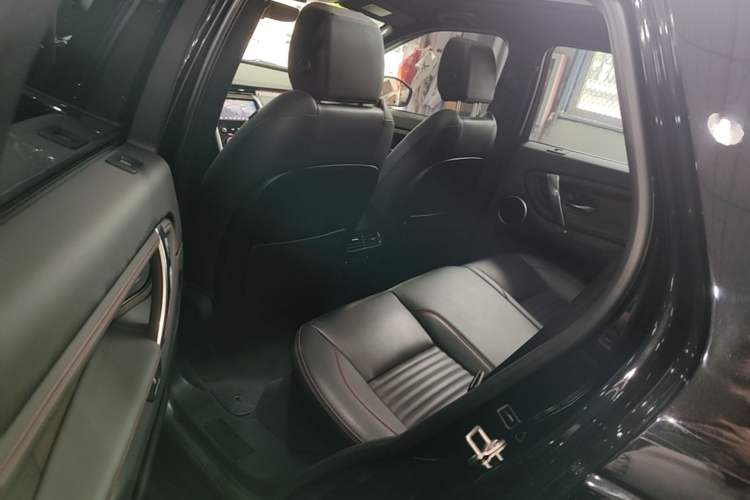 Used Land Rover Discovery Sport New Energy 2021 P300e Performance Tech Edition Left Rear Seat