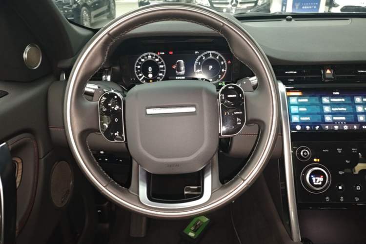 Used Land Rover Discovery Sport New Energy 2021 P300e Performance Tech Edition Steering Wheel