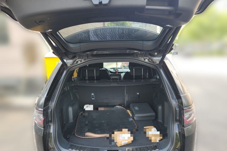 Used Land Rover Discovery Sport New Energy 2021 P300e Performance Tech Edition Trunk