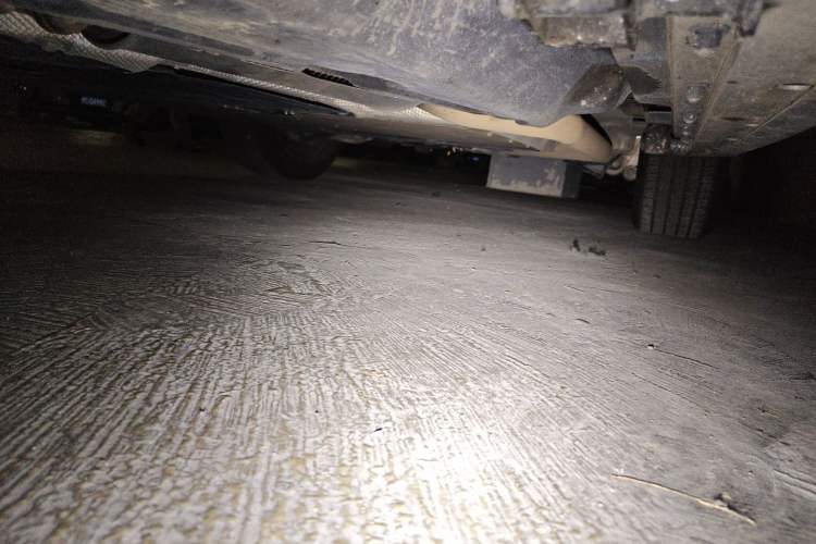 Used Land Rover Discovery Sport New Energy 2021 P300e Performance Tech Edition Chassis Front Left
