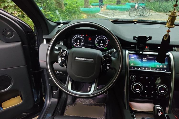 Used Land Rover Discovery Sport New Energy 2021 P300e Performance Tech Edition Steering Wheel