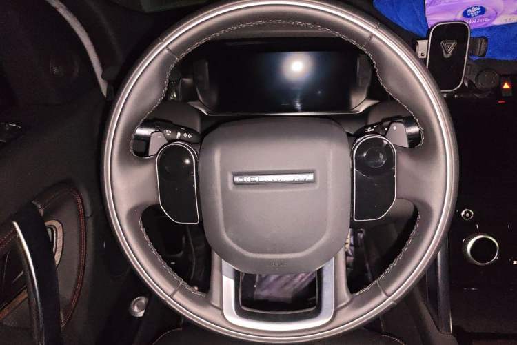 Used Land Rover Discovery Sport New Energy 2021 P300e Performance Tech Edition Steering Wheel