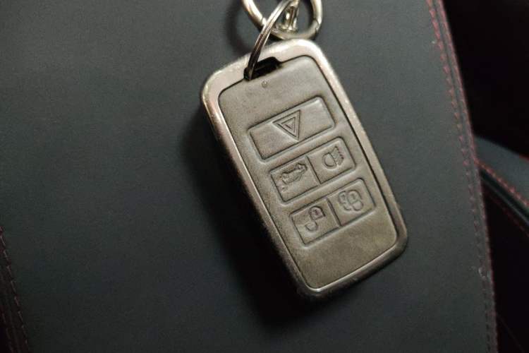 Used Land Rover Discovery Sport New Energy 2021 P300e Performance Tech Edition Vehicle Key