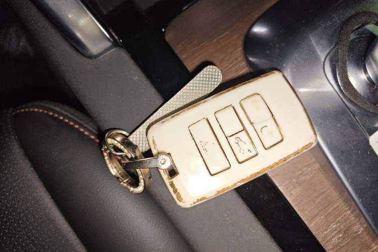 Used Land Rover Discovery Sport New Energy 2021 P300e Performance Tech Edition Vehicle Key