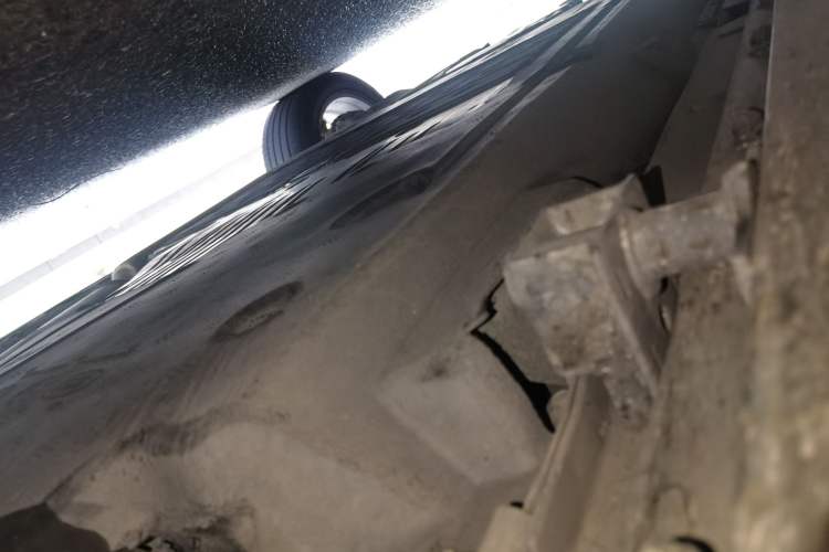 Used Land Rover Discovery Sport New Energy 2021 P300e Performance Tech Edition Chassis Front Right