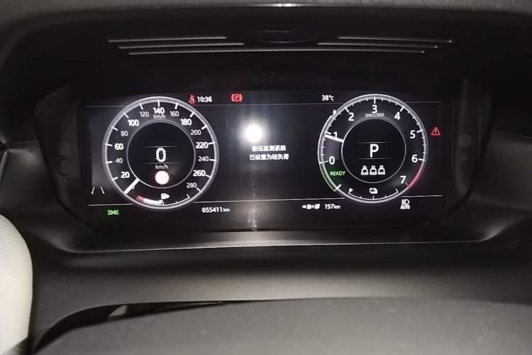 Used Land Rover Discovery Sport New Energy 2021 P300e Performance Tech Edition Instrument Cluster