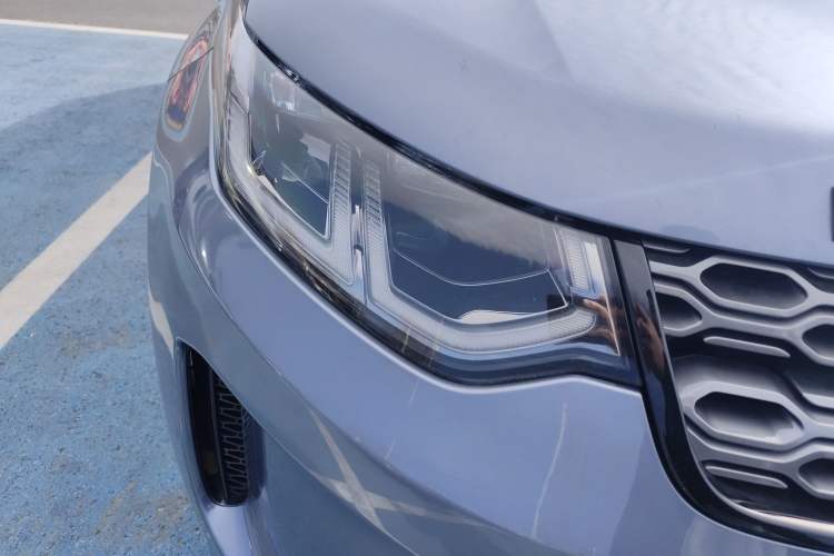 Used Land Rover Discovery Sport New Energy 2021 P300e Performance Tech Edition Right Front Headlight