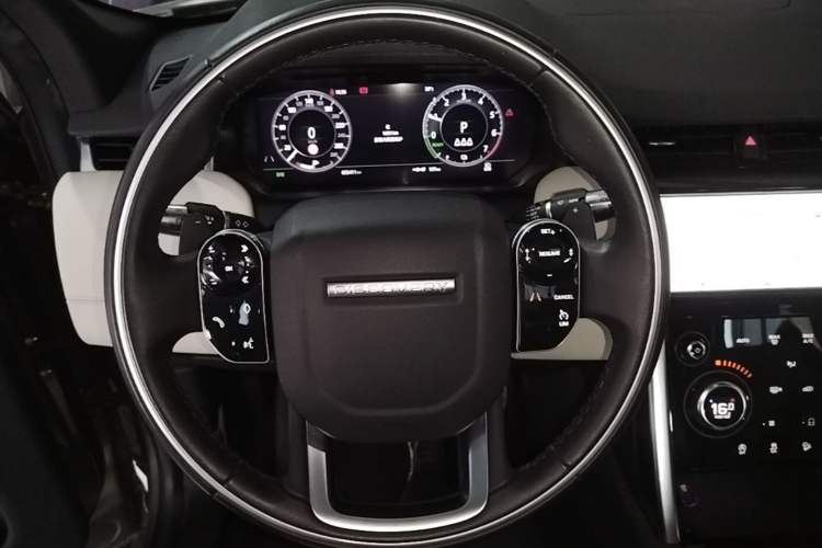 Used Land Rover Discovery Sport New Energy 2021 P300e Performance Tech Edition Steering Wheel