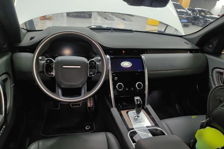 Used Land Rover Discovery Sport New Energy 2021 P300e Performance Tech Edition Center Console