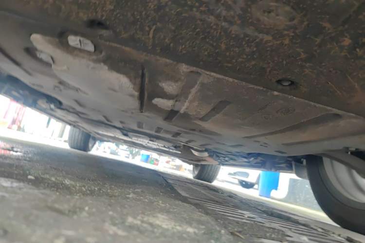 Used Land Rover Discovery Sport New Energy 2021 P300e Performance Tech Edition Chassis Front