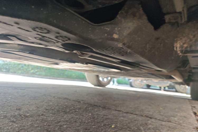 Used Land Rover Discovery Sport New Energy 2021 P300e Performance Tech Edition Chassis Front Left