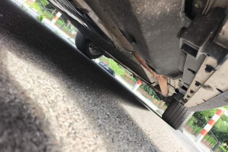 Used Land Rover Discovery Sport New Energy 2021 P300e Performance Tech Edition Chassis Front Left