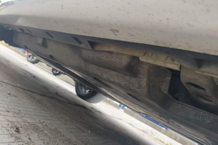 Used Land Rover Discovery Sport New Energy 2021 P300e Performance Tech Edition Chassis Front Right