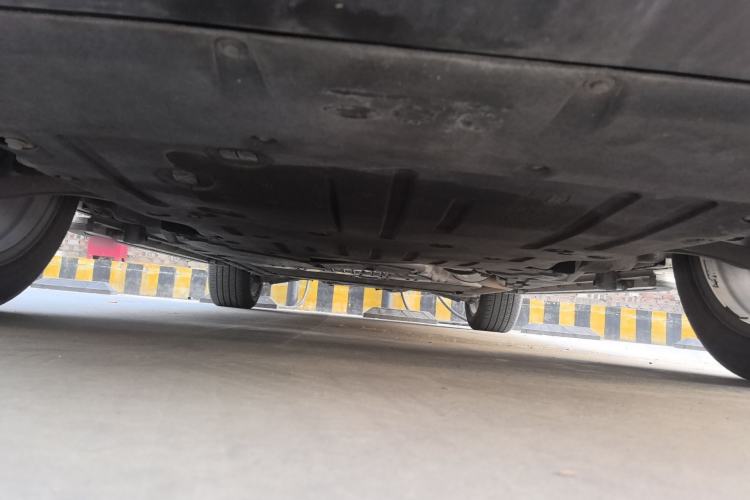 Used Land Rover Discovery Sport New Energy 2021 P300e Performance Tech Edition Chassis Front