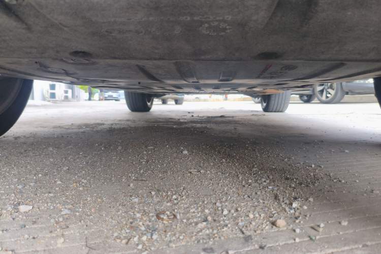 Used Land Rover Discovery Sport New Energy 2021 P300e Performance Tech Edition Chassis Front