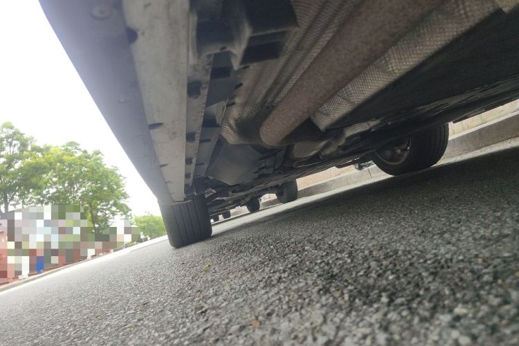 Used Land Rover Discovery Sport New Energy 2021 P300e Performance Tech Edition Chassis Rear Left