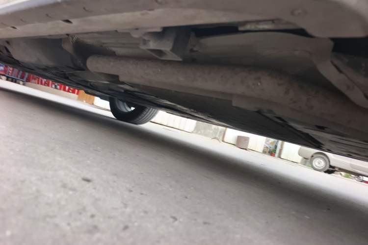 Used Land Rover Discovery Sport New Energy 2021 P300e Performance Tech Edition Chassis Rear Left