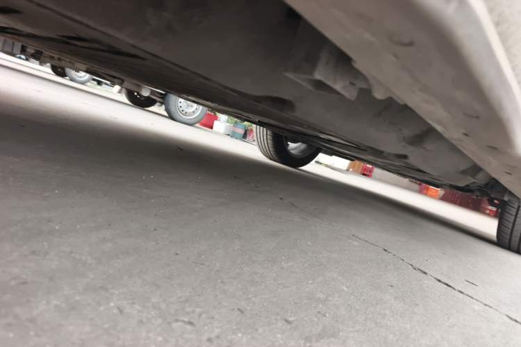 Used Land Rover Discovery Sport New Energy 2021 P300e Performance Tech Edition Chassis Rear Right