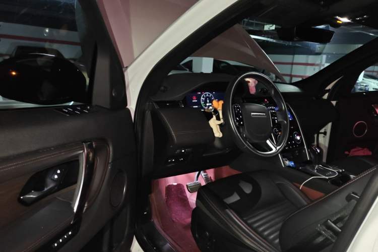 Used Land Rover Discovery Sport New Energy 2021 P300e Performance Tech Edition Driver Seat