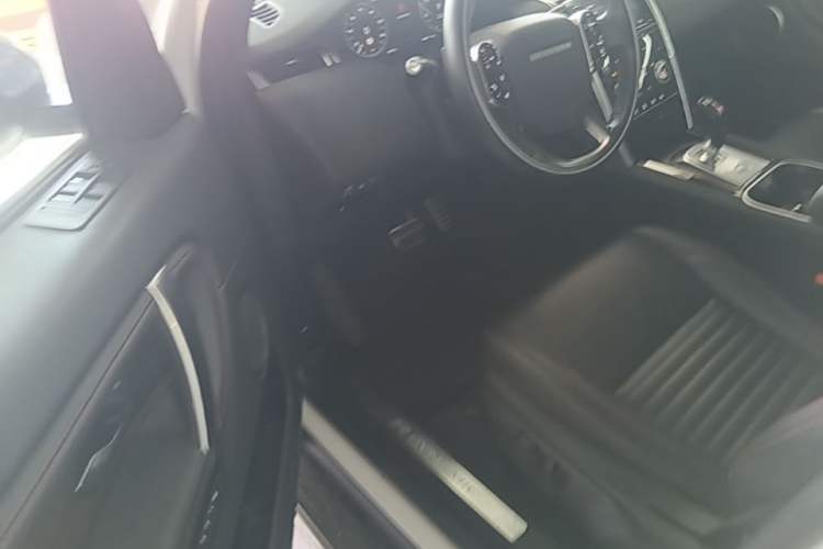 Used Land Rover Discovery Sport New Energy 2021 P300e Performance Tech Edition Driver Seat