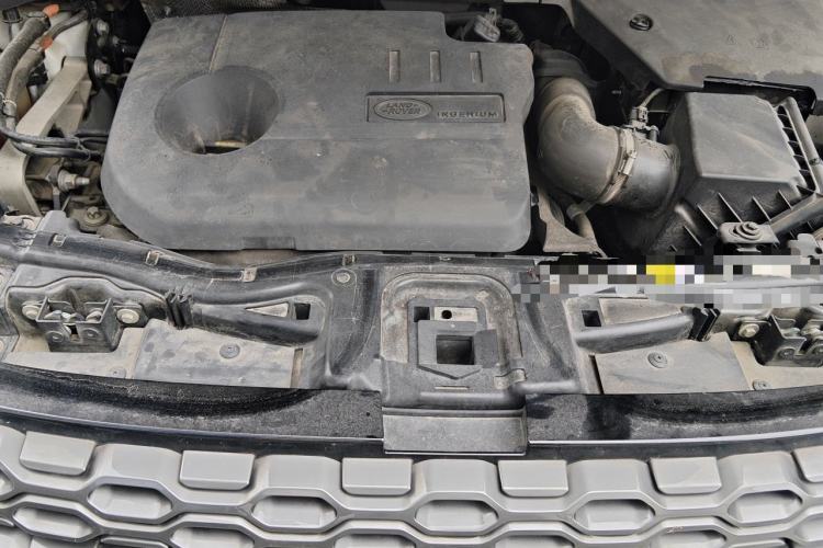 Used Land Rover Discovery Sport New Energy 2021 P300e Performance Tech Edition Engine Bay