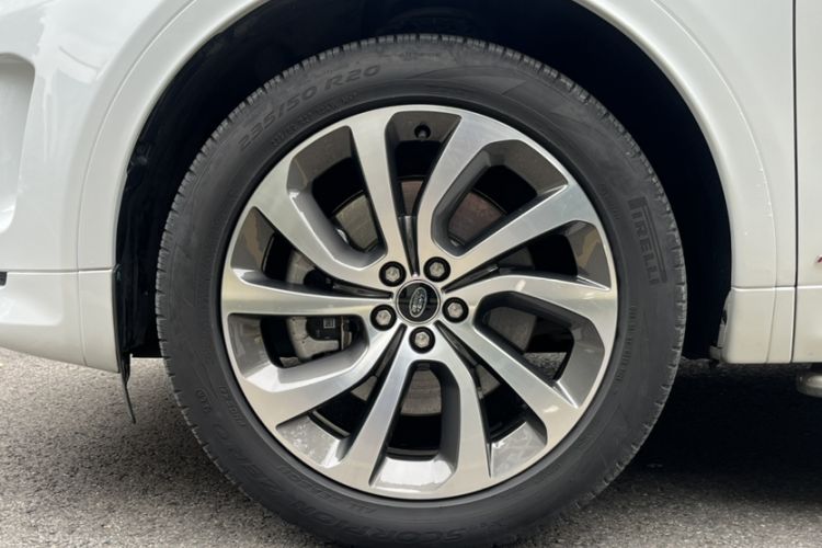 Used Land Rover Discovery Sport New Energy 2021 P300e Performance Tech Edition Exterior 5