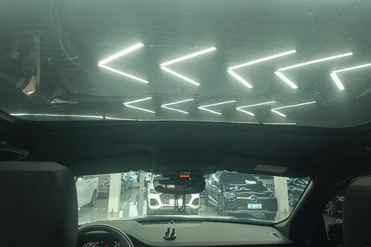 Used Land Rover Discovery Sport New Energy 2021 P300e Performance Tech Edition Headliner