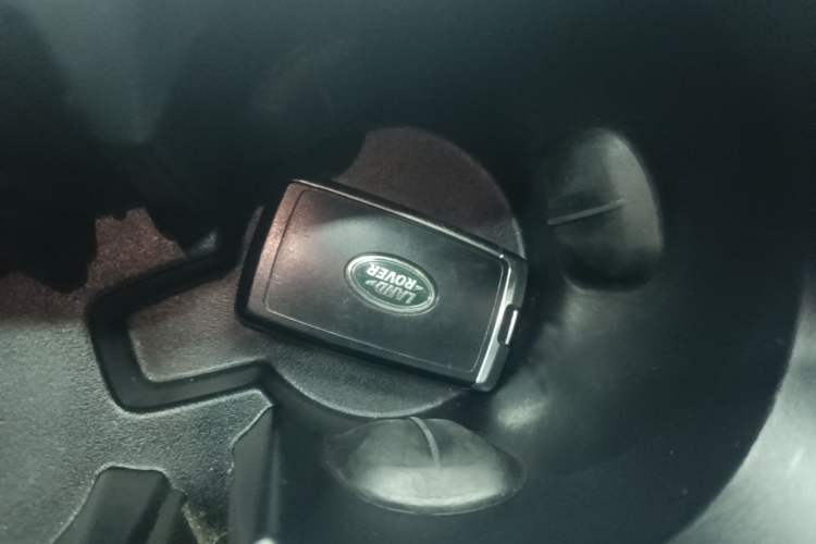 Used Land Rover Discovery Sport New Energy 2021 P300e Performance Tech Edition Interior 1