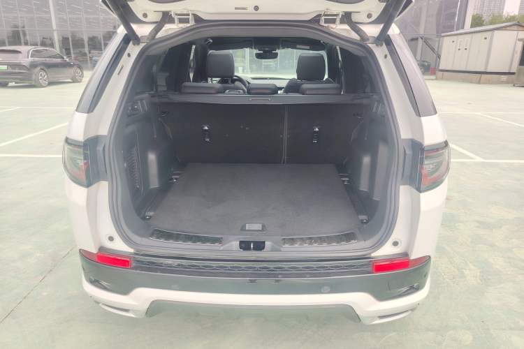 Used Land Rover Discovery Sport New Energy 2021 P300e Performance Tech Edition Interior 5