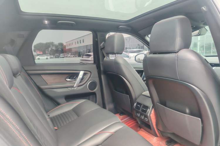 Used Land Rover Discovery Sport New Energy 2021 P300e Performance Tech Edition Interior 8