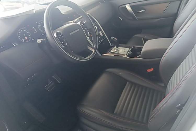 Used Land Rover Discovery Sport New Energy 2021 P300e Performance Tech Edition Left Front Seat