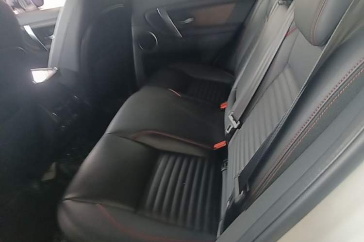 Used Land Rover Discovery Sport New Energy 2021 P300e Performance Tech Edition Left Rear Seat