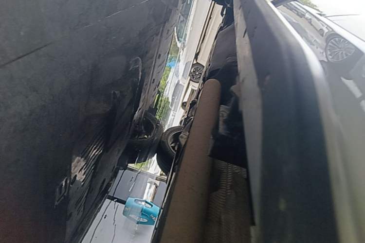 Used Land Rover Discovery Sport New Energy 2021 P300e Performance Tech Edition Left Side Sill
