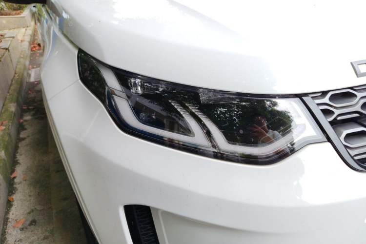 Used Land Rover Discovery Sport New Energy 2021 P300e Performance Tech Edition Right Front Headlight