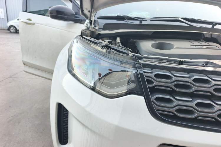 Used Land Rover Discovery Sport New Energy 2021 P300e Performance Tech Edition Right Front Headlight