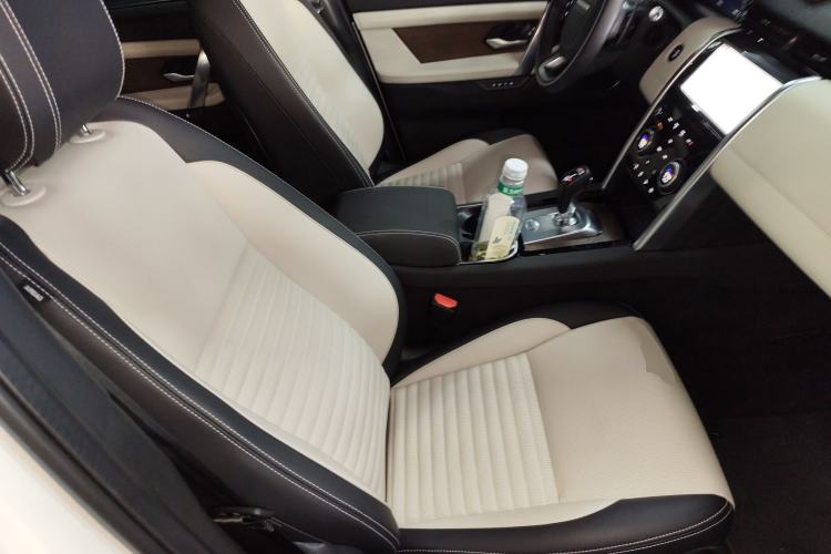 Used Land Rover Discovery Sport New Energy 2021 P300e Performance Tech Edition Right Front Seat