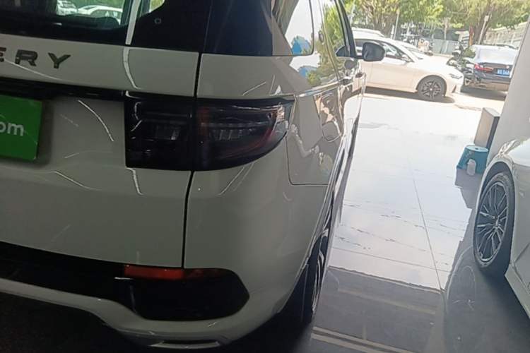 Used Land Rover Discovery Sport New Energy 2021 P300e Performance Tech Edition Right Rear Taillight