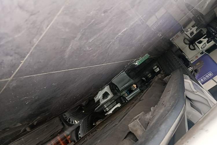 Used Land Rover Discovery Sport New Energy 2021 P300e Performance Tech Edition Right Side Sill