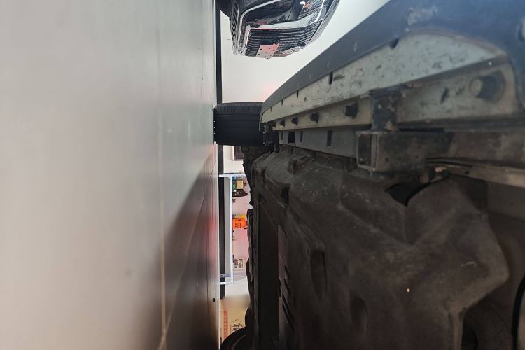 Used Land Rover Discovery Sport New Energy 2021 P300e Performance Tech Edition Right Side Sill